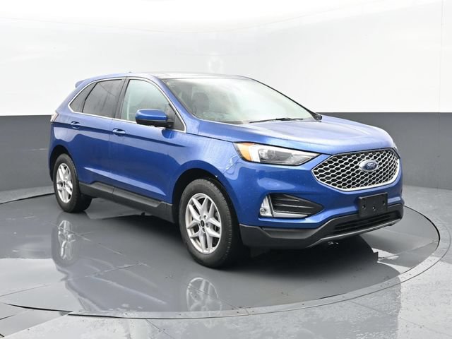 Used 2024 Ford Edge SEL w/ Convenience Package AWD/4WD image 3