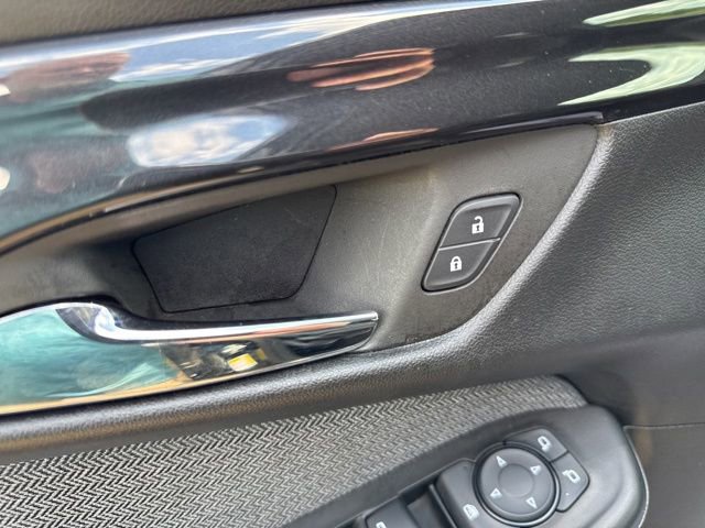 Used 2025 Chevrolet TrailBlazer LT AWD/4WD image 27