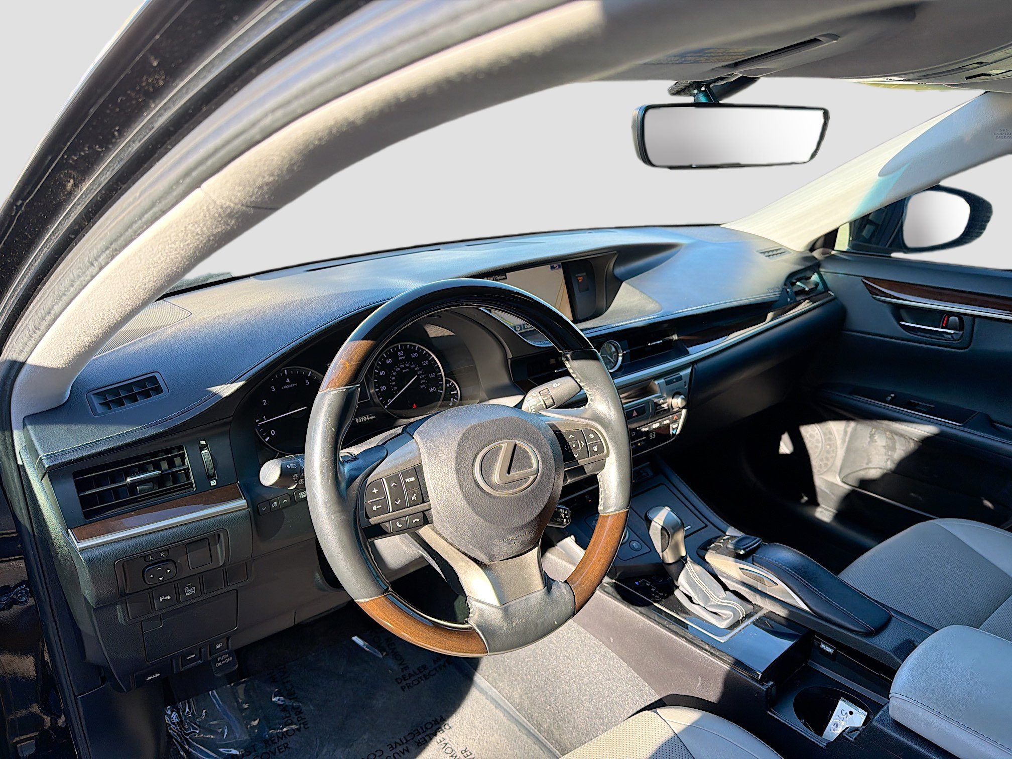 Used 2016 Lexus ES 350 w/ Navigation System Package image 23
