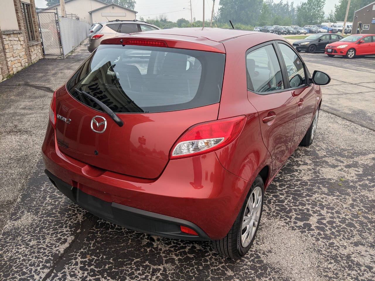 Used 2014 MAZDA MAZDA2 Sport FWD image 3