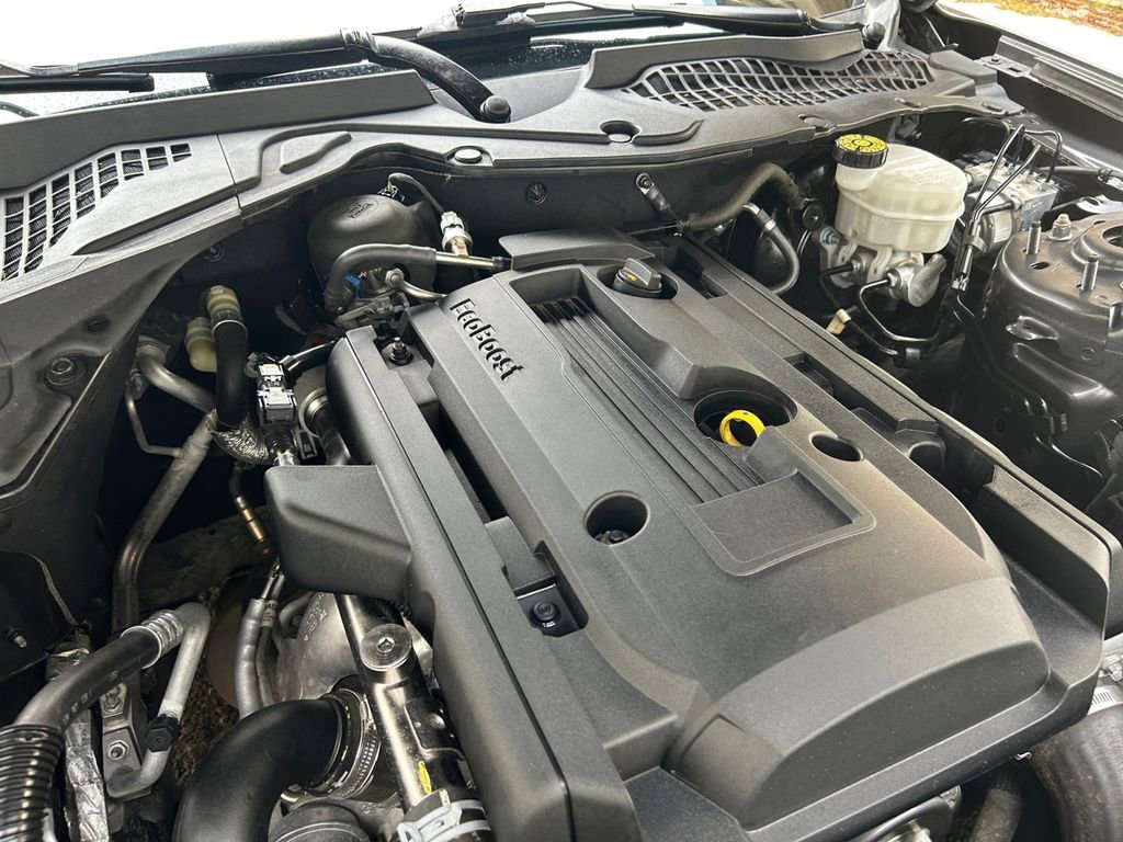 Used 2020 Ford Mustang Coupe image 30