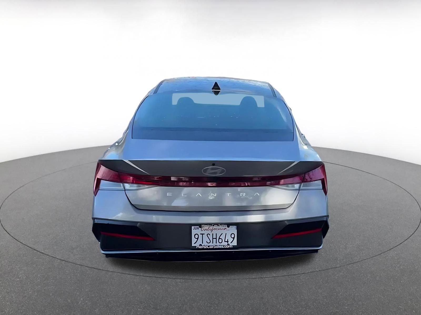 Used 2025 Hyundai Elantra SEL image 12