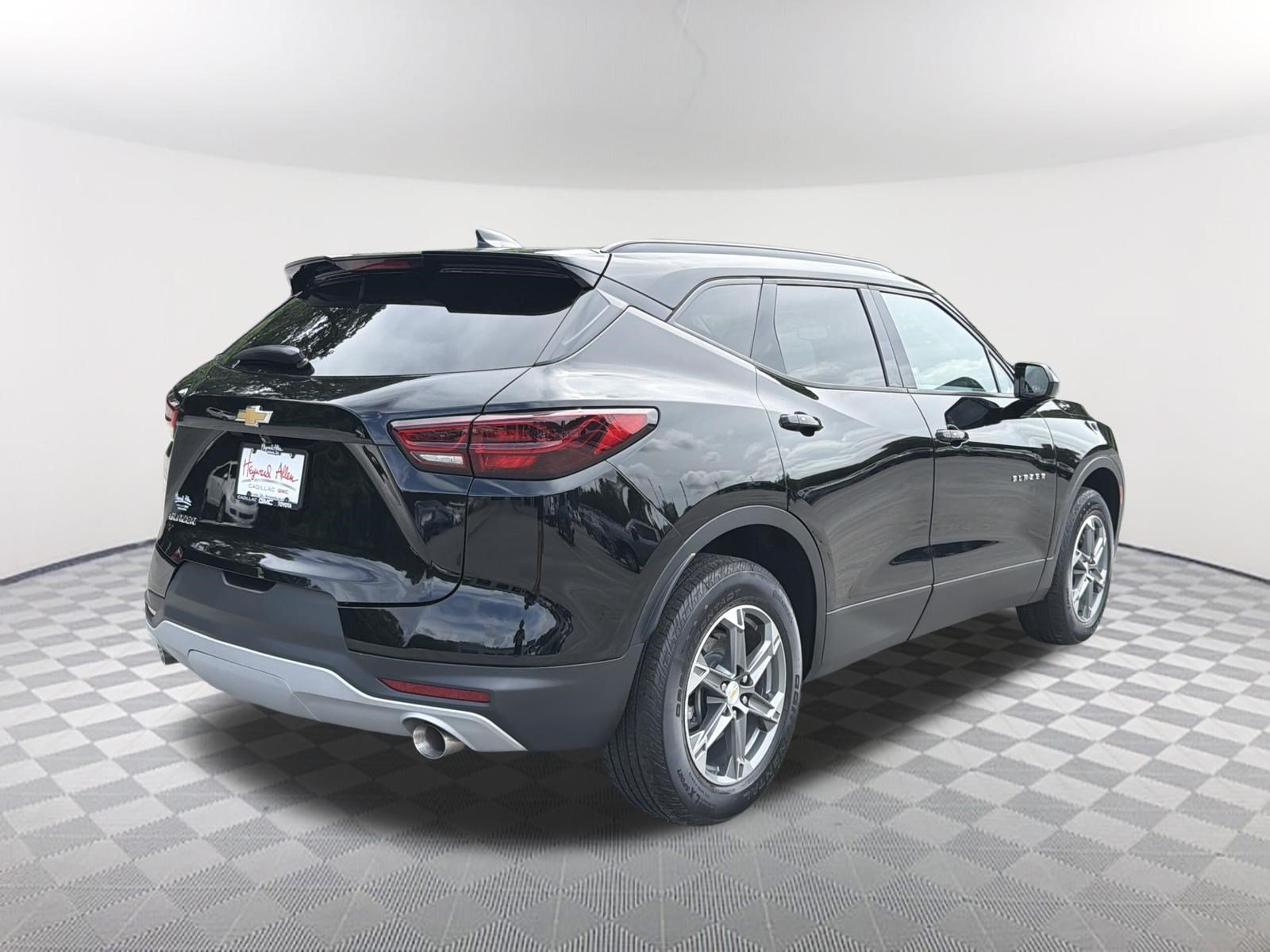 Certified 2023 Chevrolet Blazer LT w/ Convenience Package FWD image 6