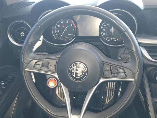 Used 2018 Alfa Romeo Stelvio Sport w/ Quick Order Package 22J Sport AWD/4WD image 14