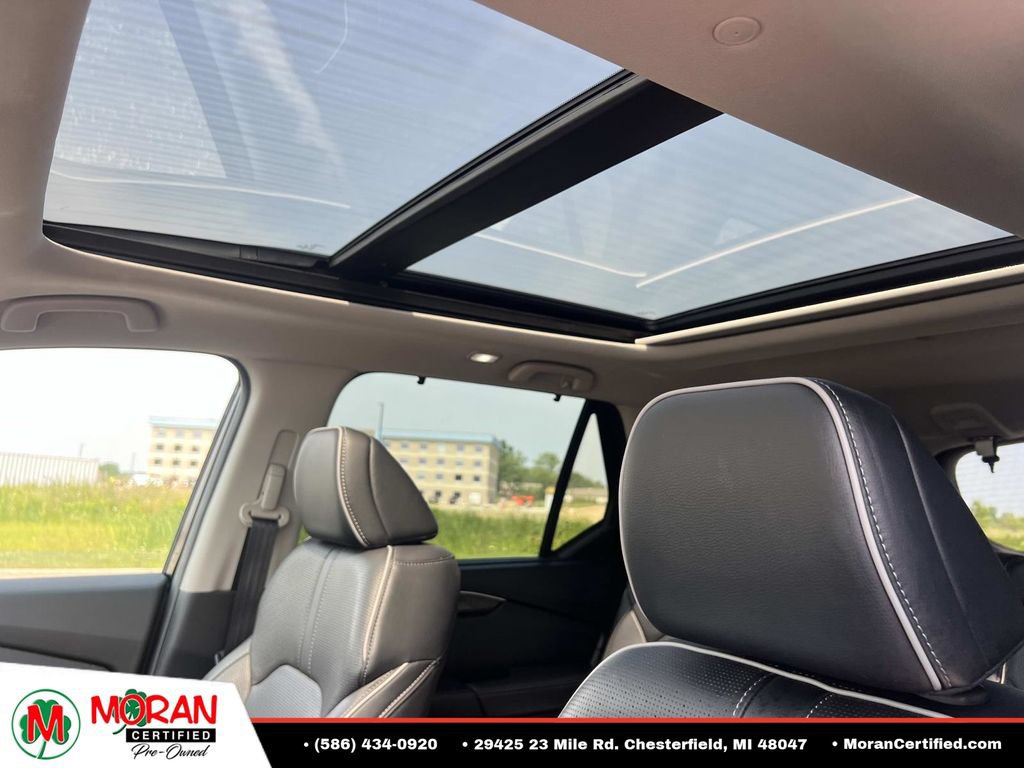 Used 2023 Honda Pilot Touring image 17