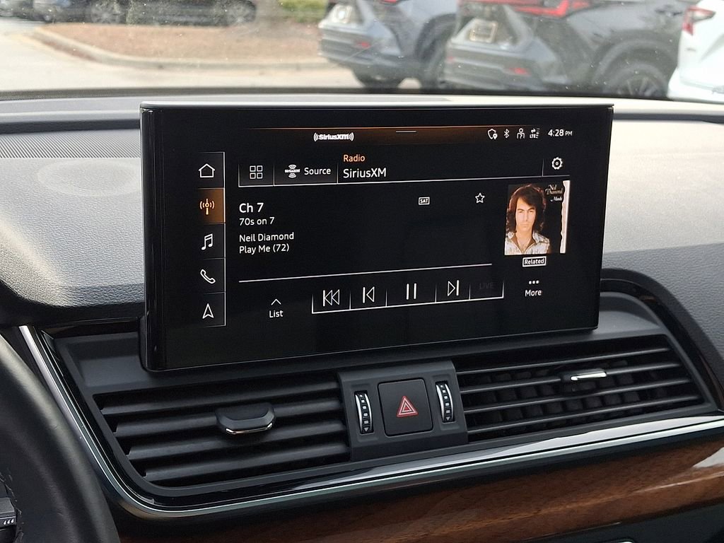 Used 2023 Audi Q5 2.0T Premium w/ Convenience Package image 17