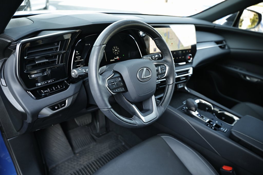 Used 2025 Lexus RX 350h w/ Accessory Package (Z1) image 16