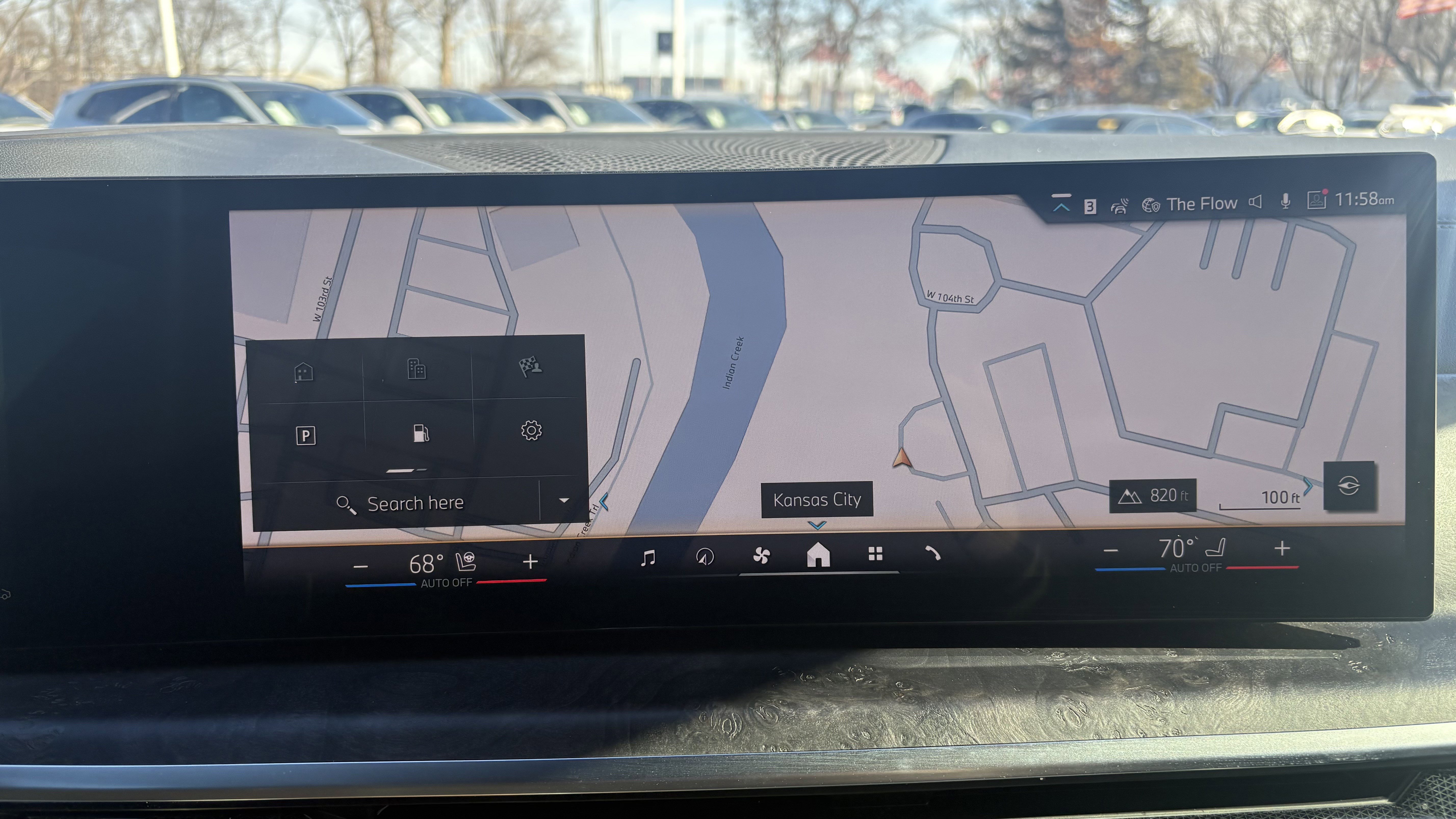 Used 2024 BMW X7 xDrive40i w/ M Sport Package image 25