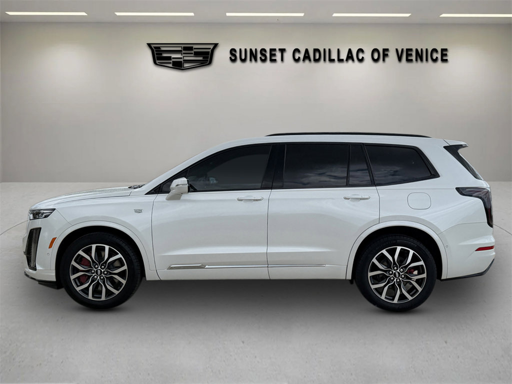 Certified 2025 Cadillac XT6 Sport w/ Technology Package image 6