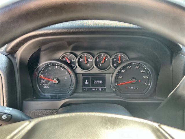 Used 2024 Chevrolet Silverado 1500 Custom image 12