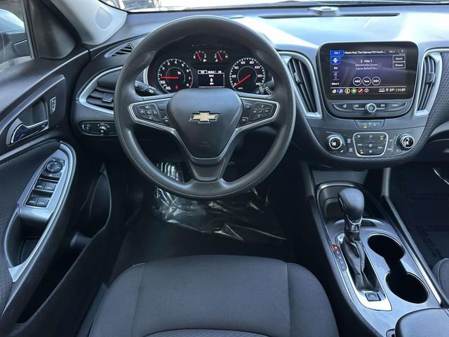 Used 2023 Chevrolet Malibu LT image 16