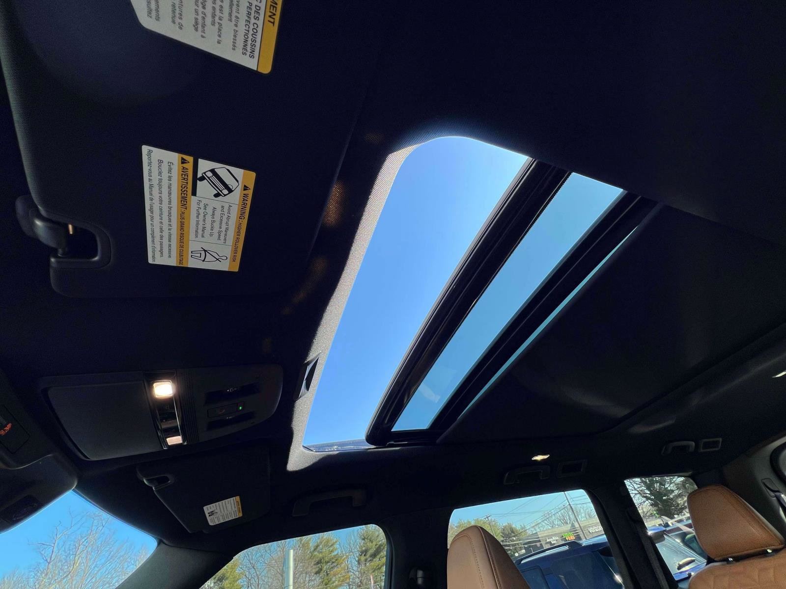 Used 2025 Nissan Armada Platinum Reserve image 9