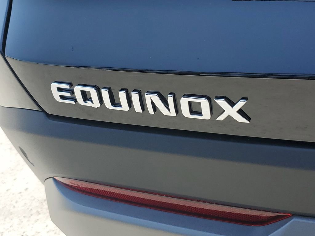 New 2026 Chevrolet Equinox LT w/ Safety and Technology Package FWD image 8