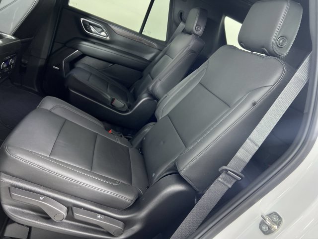 Certified 2024 Chevrolet Tahoe LT w/ Luxury Package AWD/4WD image 26