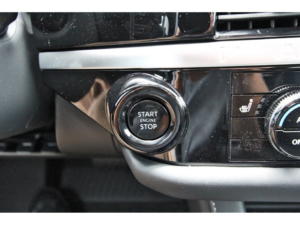 New 2026 Nissan Pathfinder SL w/ SL Premium Package FWD image 26