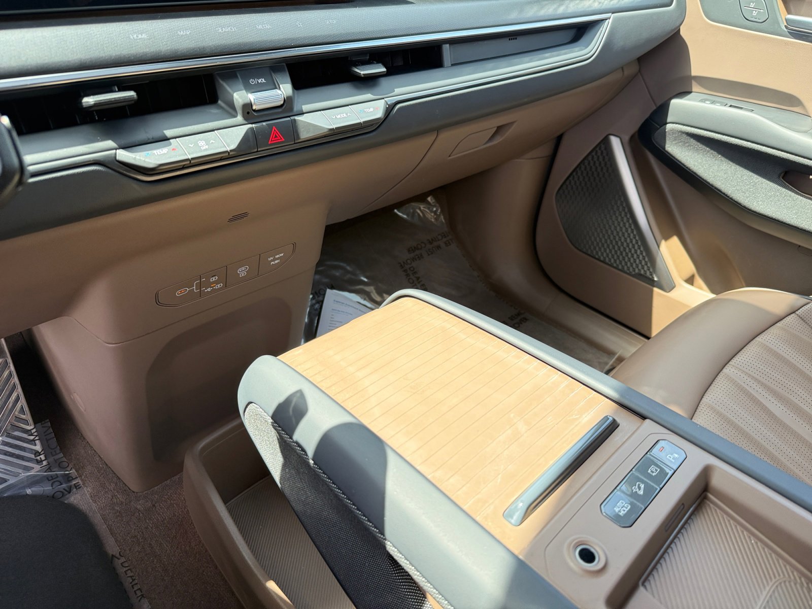 Used 2024 Kia EV9 GT-Line image 13