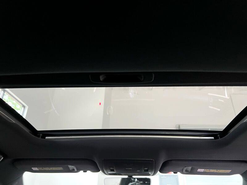 Used 2015 Lexus RC 350 w/ F Sport w/Summer Tires image 17