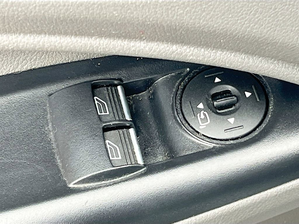 Used 2023 Ford Transit Connect XL FWD image 17