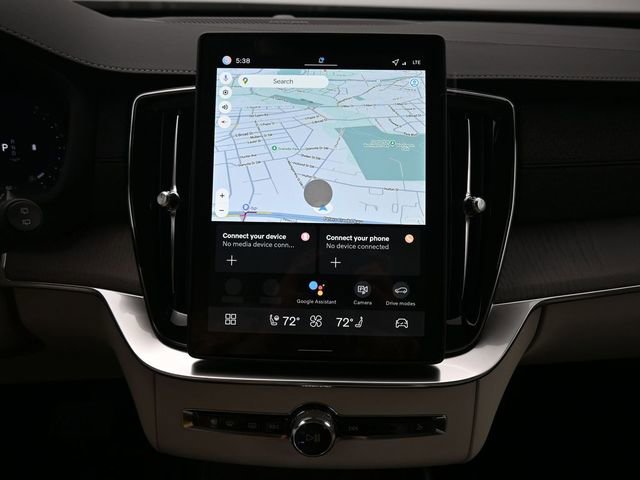 New 2026 Volvo XC90 B6 Ultra w/ Protection Package image 13