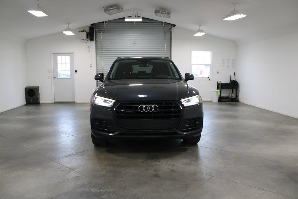 Used 2019 Audi Q5 2.0T Premium Plus w/ Premium Plus Package AWD/4WD image 3