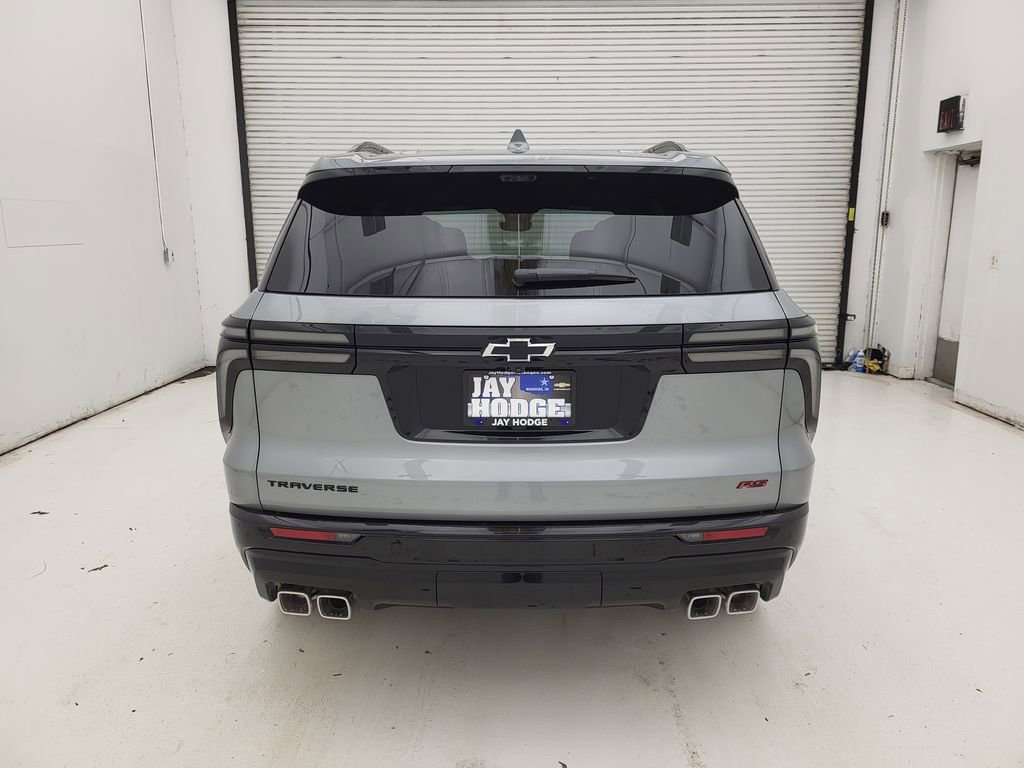 New 2026 Chevrolet Traverse RS w/ LPO, Floor Liner Package image 23