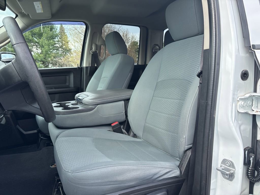 Used 2019 RAM 1500 Express w/ Express Value Package image 9