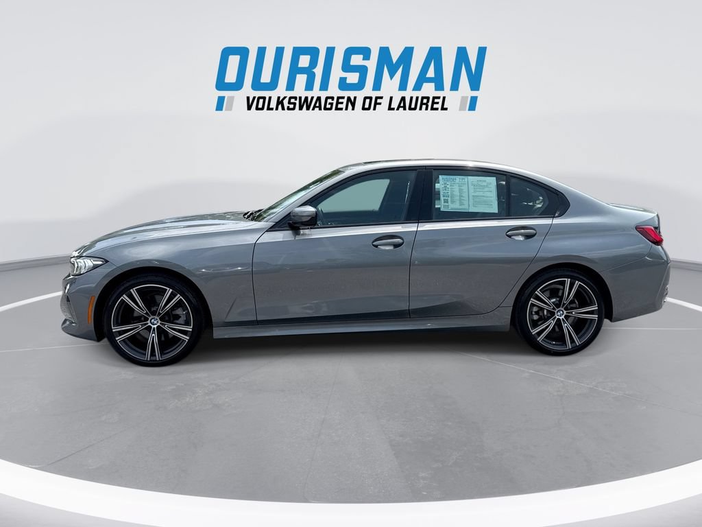 Used 2023 BMW 330i xDrive Sedan w/ Premium Package AWD/4WD image 5