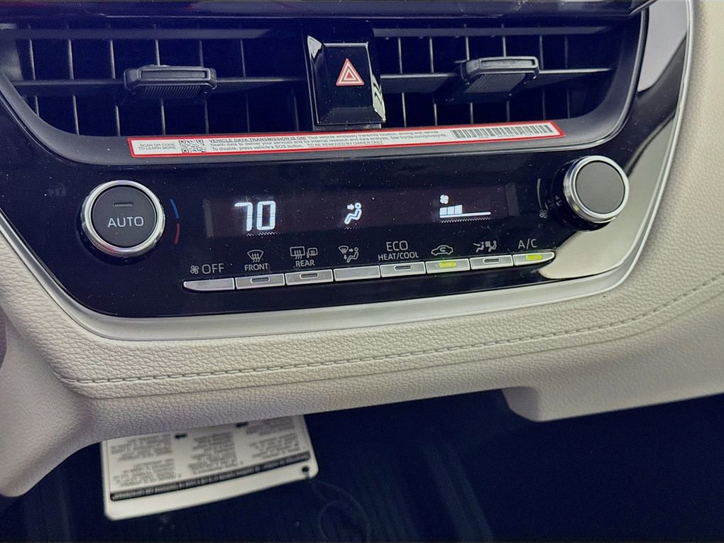 Used 2026 Toyota Corolla Cross LE image 20