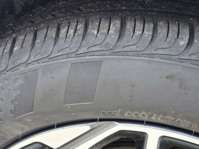 Used 2024 Kia Forte LXS image 11