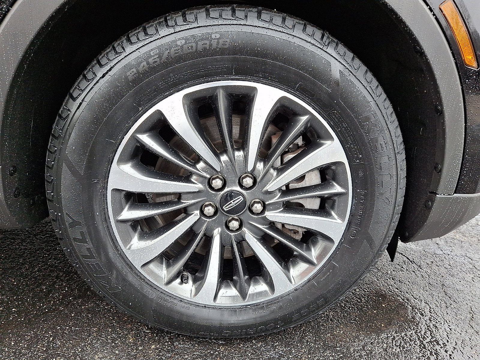 Used 2023 Lincoln Nautilus AWD w/ Premium Package image 8