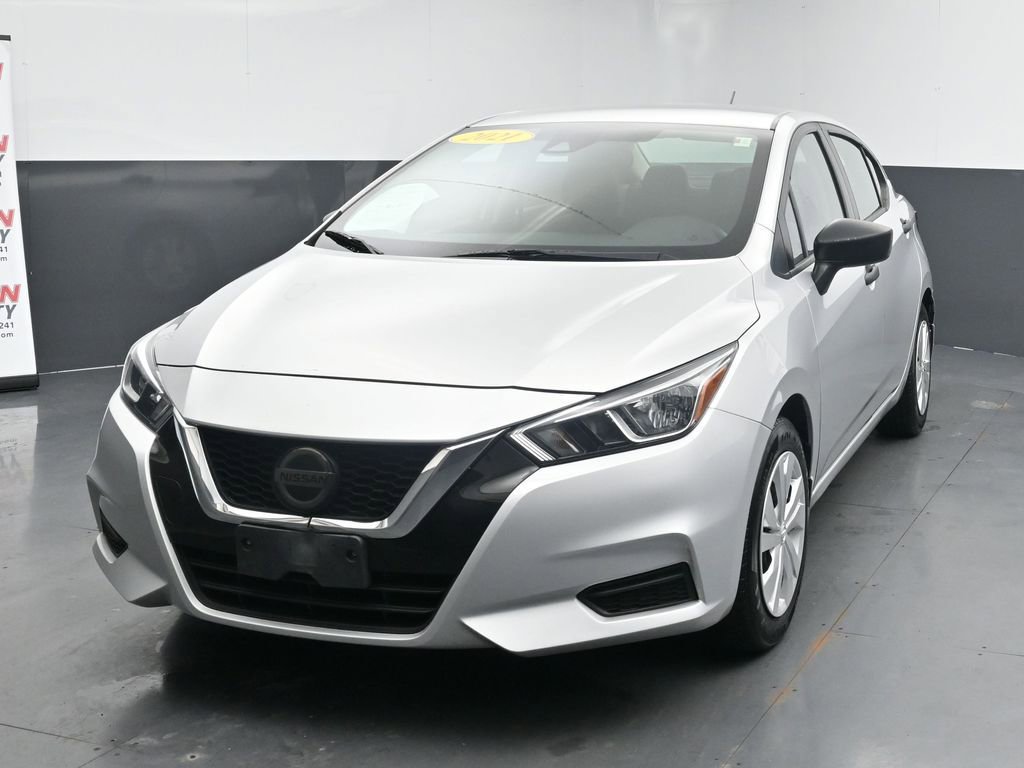 Used 2021 Nissan Versa S image 4