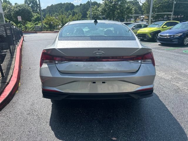 Used 2023 Hyundai Elantra SEL FWD image 4