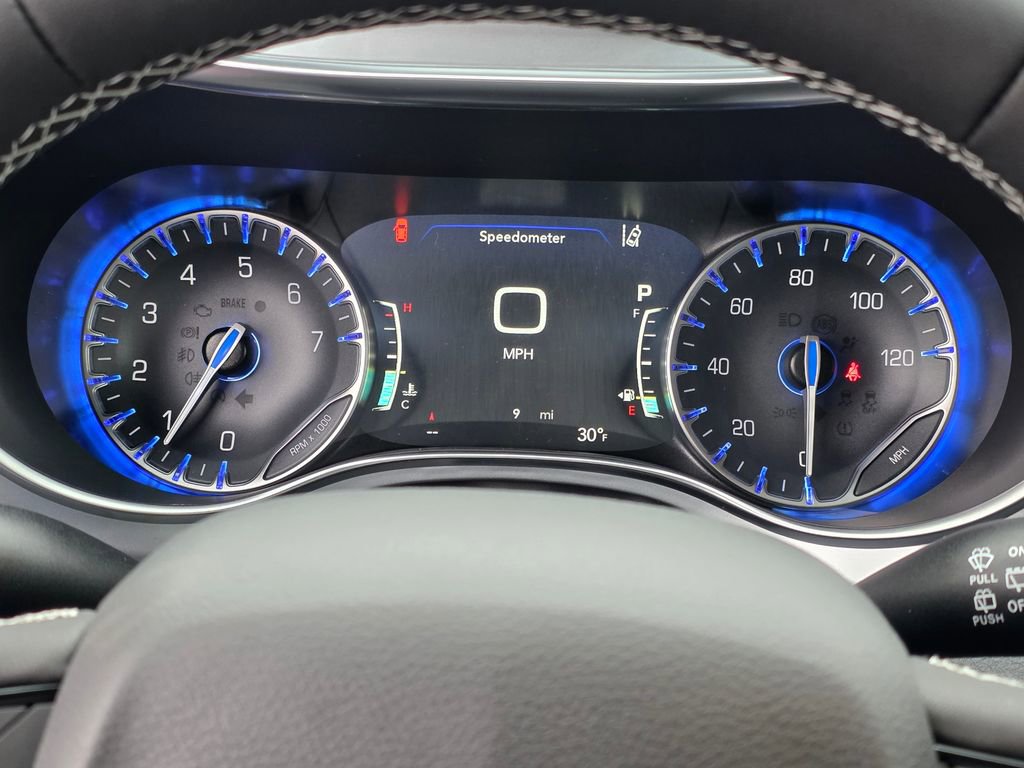 New 2026 Chrysler Pacifica Limited image 19