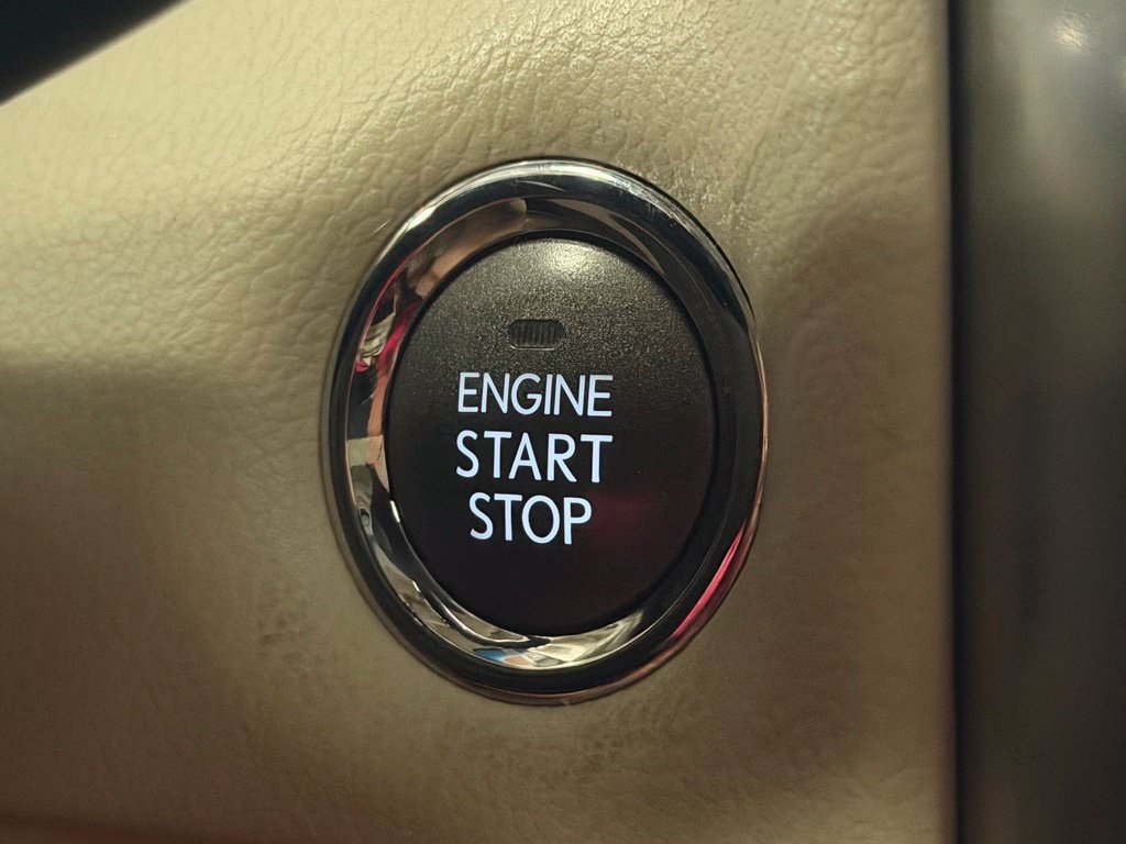 Used 2015 Lexus GX 460 w/ Premium Package AWD/4WD image 24
