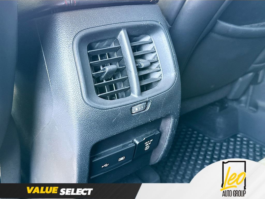 Used 2019 Jeep Cherokee Trailhawk w/ Cold Weather Group AWD/4WD image 23