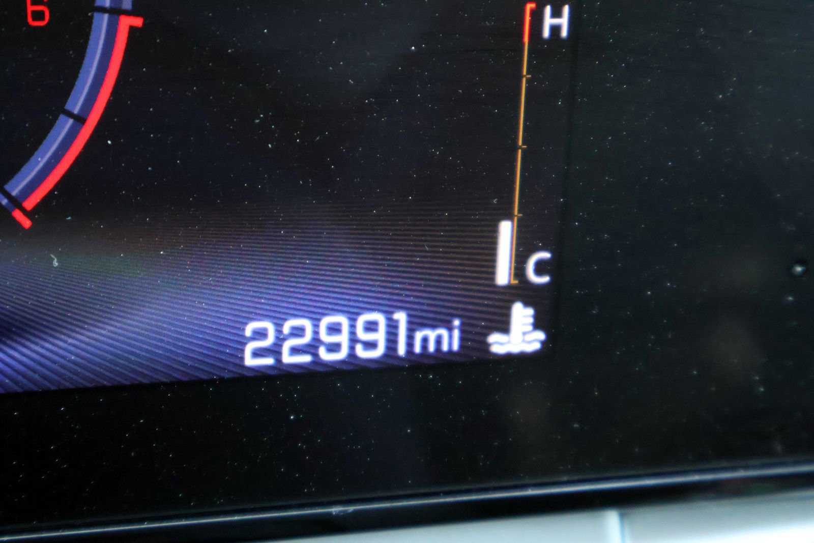 Used 2025 Chevrolet Trax LT image 30