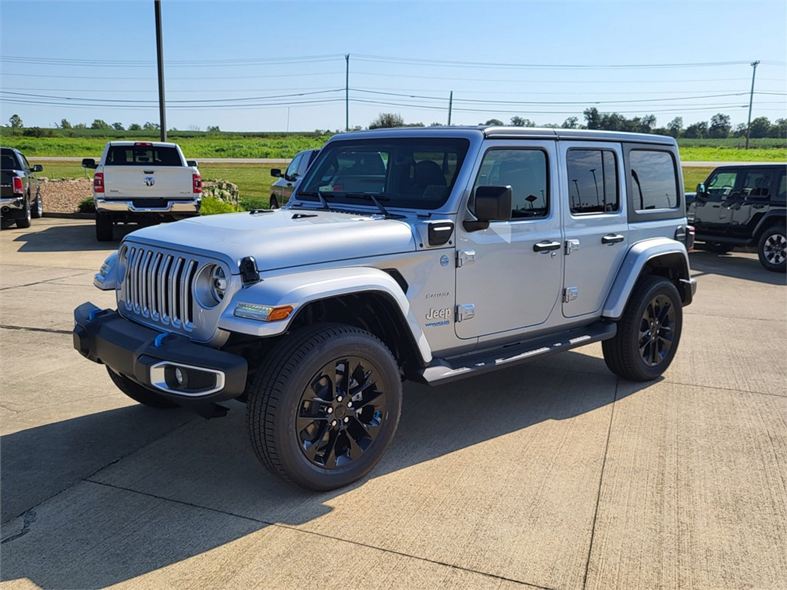 Used 2022 Jeep Wrangler Unlimited Sahara w/ Cold Weather Group