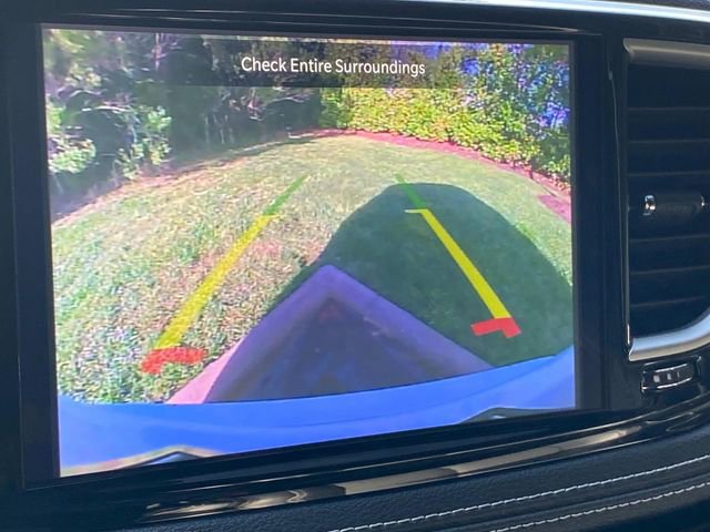 Used 2023 Chrysler Pacifica Touring-L w/ S Appearance Package image 26