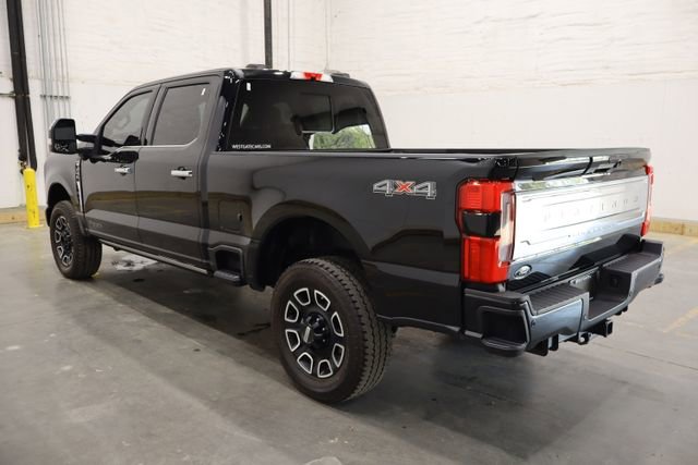 Used 2023 Ford F250 Platinum image 3