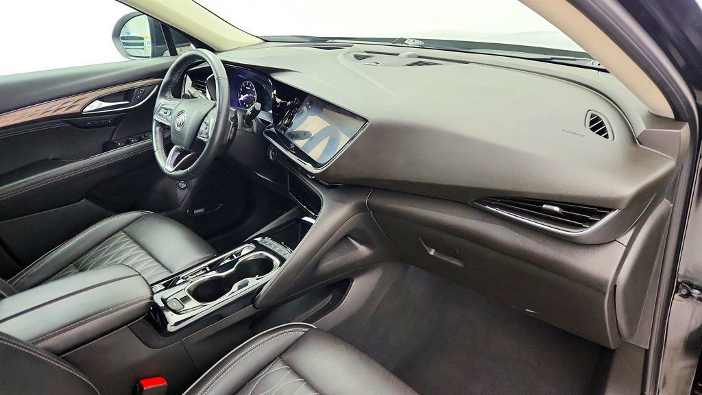Used 2022 Buick Envision Avenir w/ Technology Package II image 25