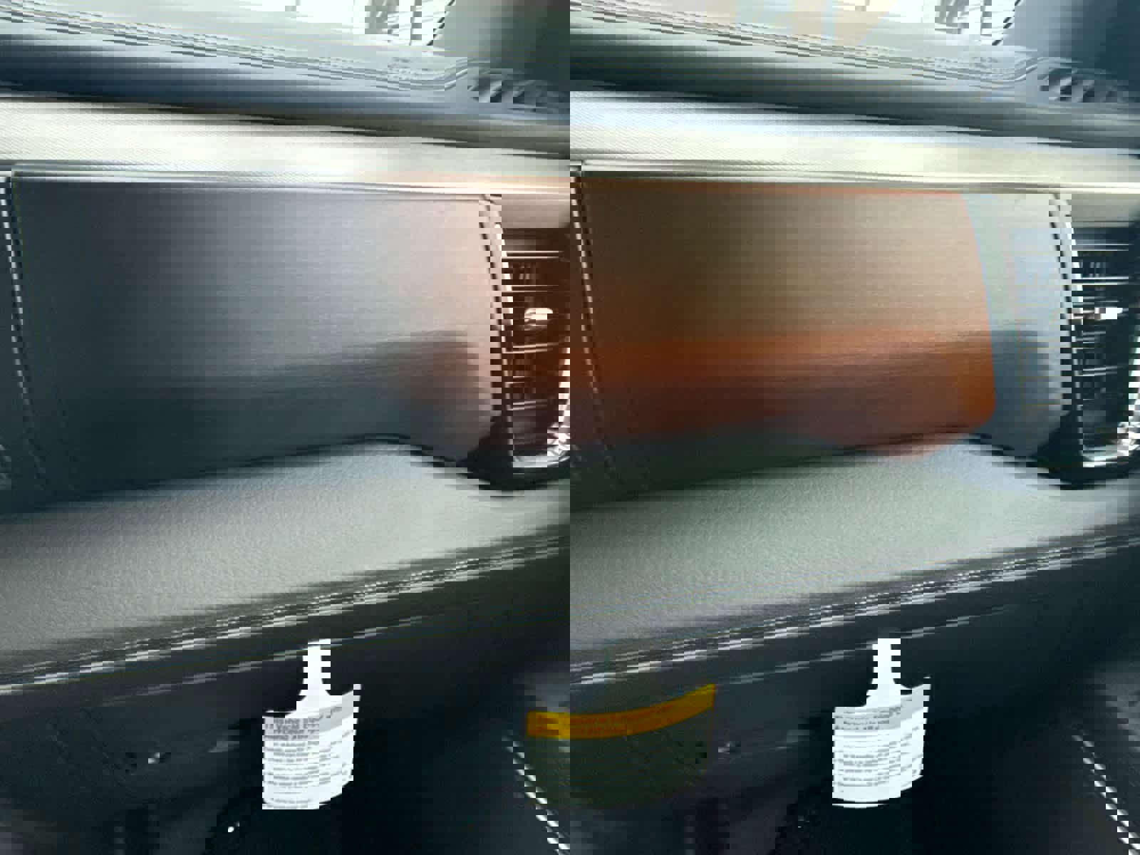 New 2025 GMC Sierra 2500 Denali w/ Denali Reserve Package image 26