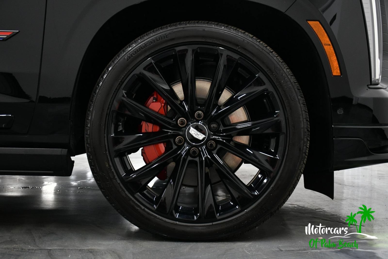 Used 2026 Cadillac Escalade ESV V w/ LPO, ONYX Package AWD/4WD image 21