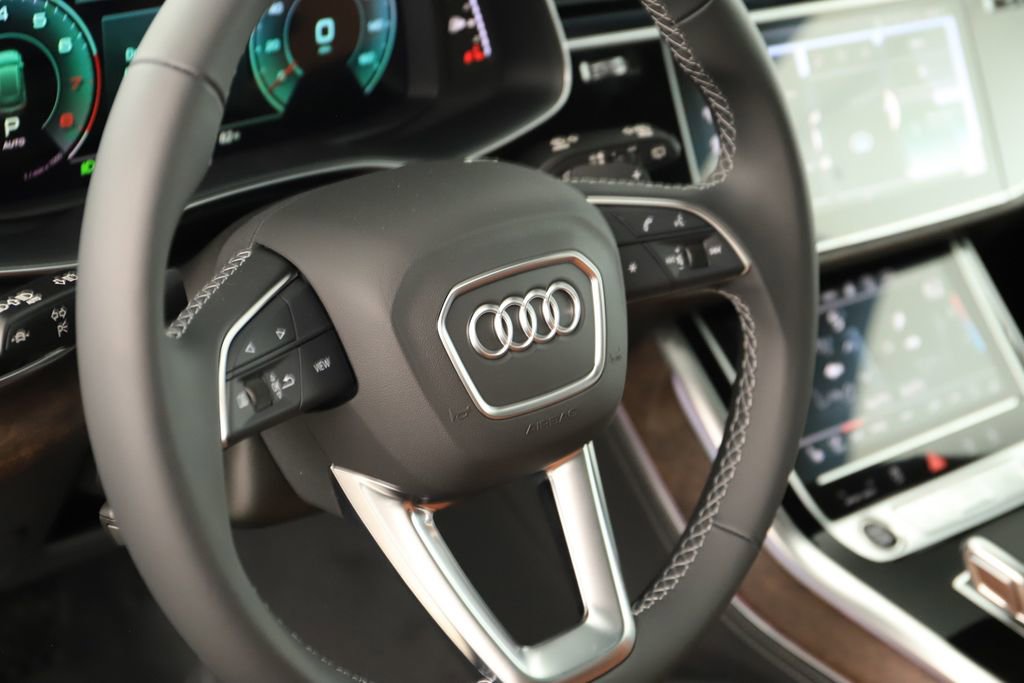 New 2026 Audi Q8 Prestige image 16