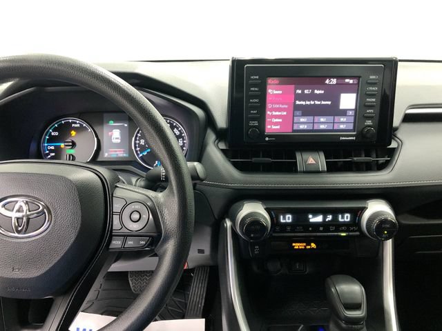 Used 2022 Toyota RAV4 LE AWD/4WD image 18
