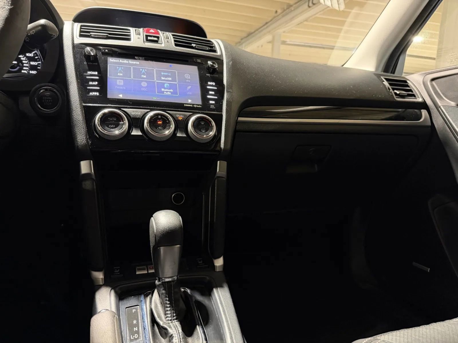 Used 2017 Subaru Forester 2.5i Touring AWD/4WD image 15