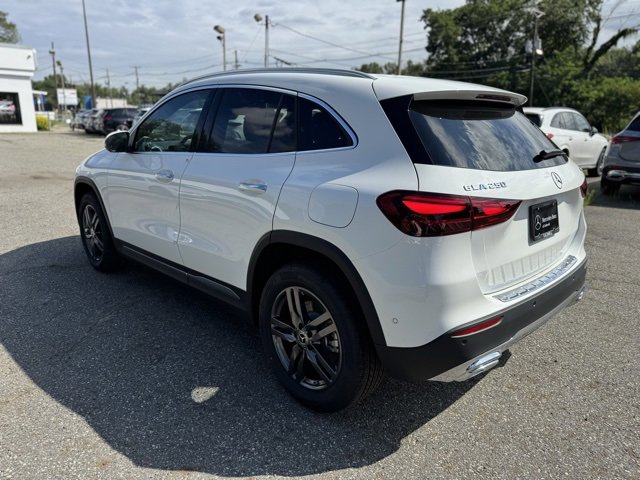 New 2026 Mercedes-Benz GLA 250 4MATIC image 5