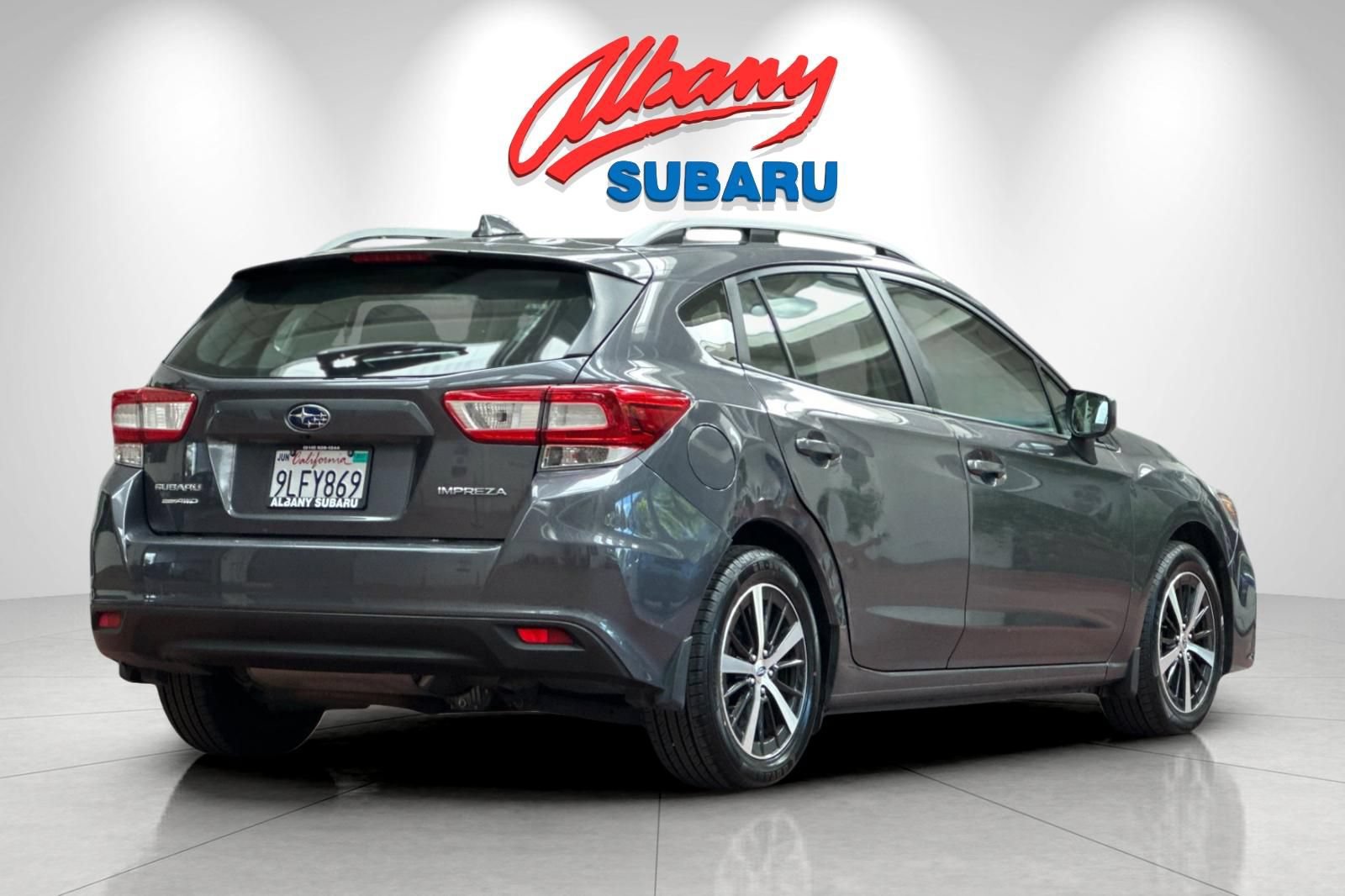 Used 2019 Subaru Impreza 2.0i Premium AWD/4WD image 4