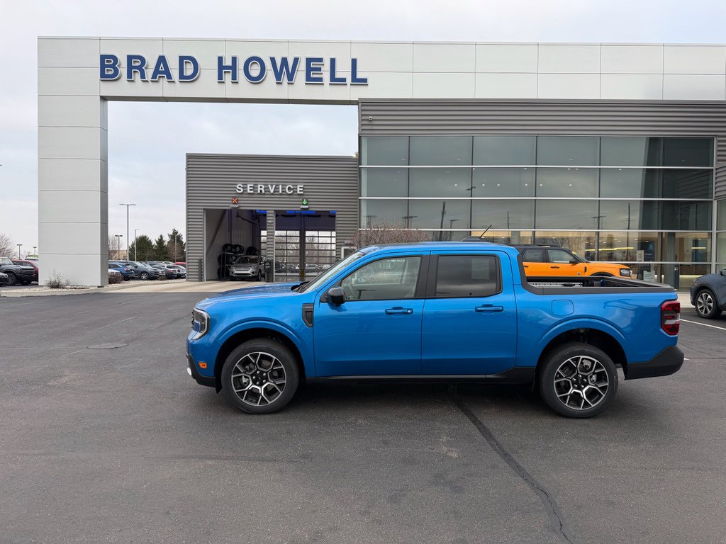 New 2026 Ford Maverick Lariat AWD/4WD image 1