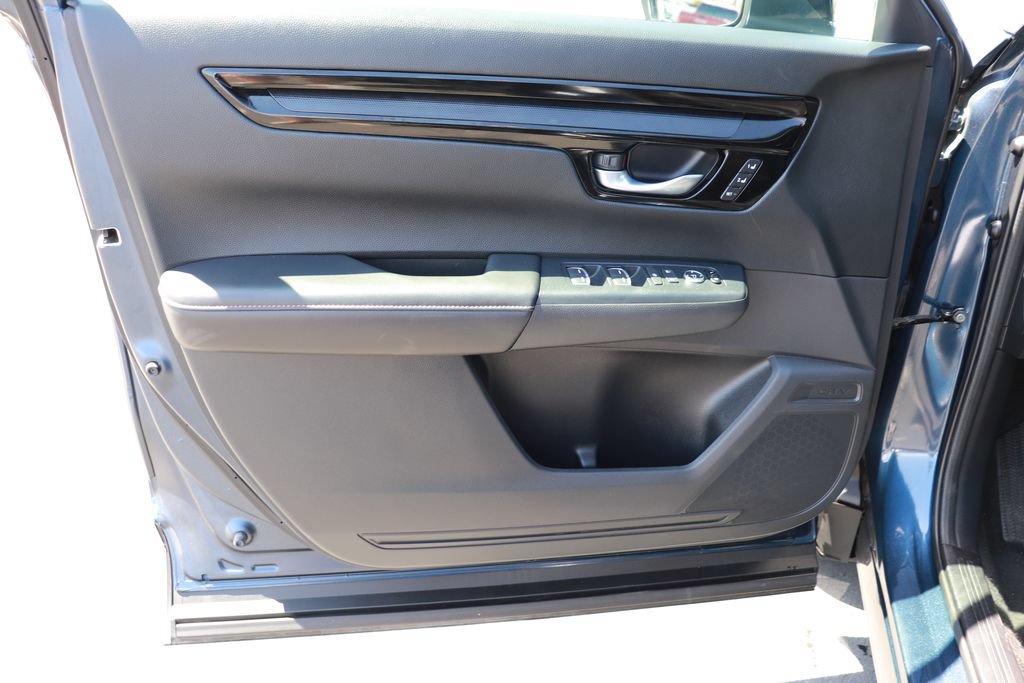 Certified 2025 Honda CR-V Sport Touring image 10