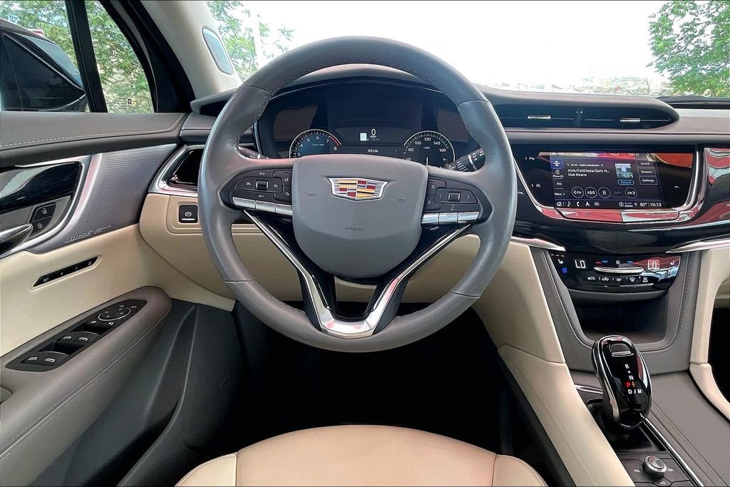 Used 2024 Cadillac XT6 Premium Luxury FWD image 5